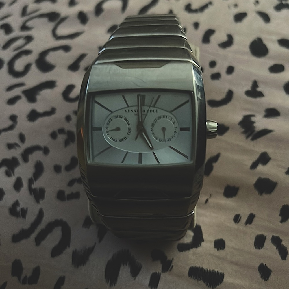 Man's wrist watch